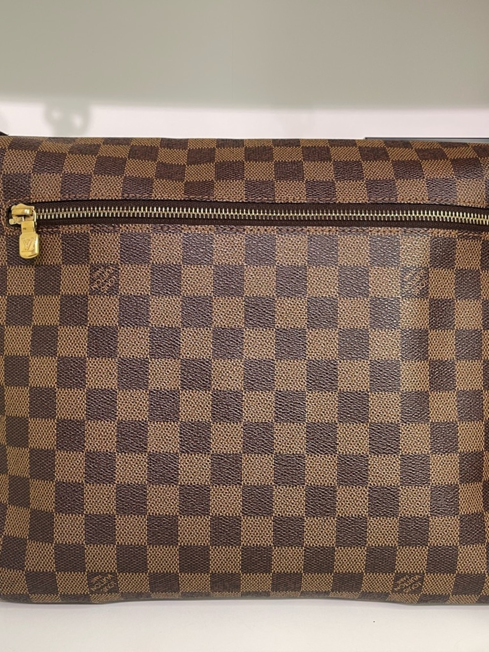 Louis Vuitton Damier Ebene Brooklyn MM Messenger Bag - Picture 2 of 7
